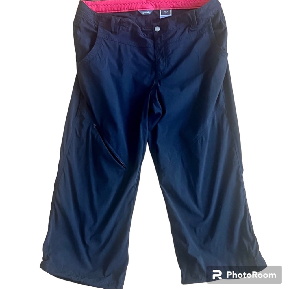 Eddie Bauer Capris 8 Travex Pants Zip back pockets travel Hiking Athletic